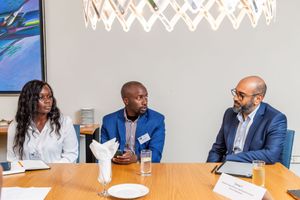 Faraaz in discussions at the Nairobi Climate Talks